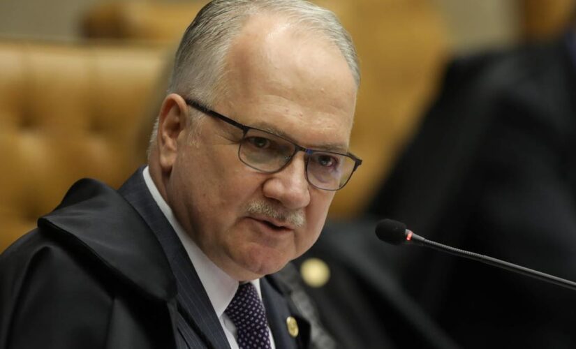 Brazilian judge temporarily suspends easing of gun control laws due to election violence fears