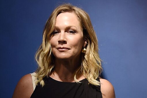 Jennie Garth opens up about osteoarthritis at an early age: ‘I was shocked’