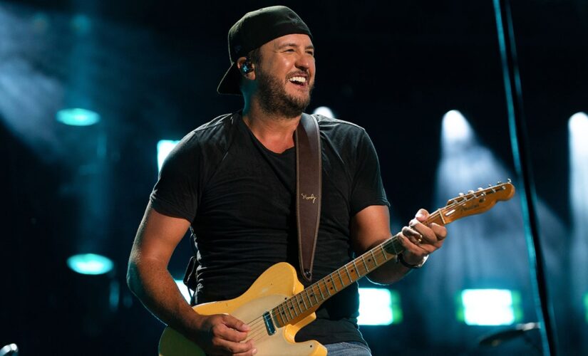 Luke Bryan talks co-hosting the CMAs with Peyton Manning: ‘It’s going to be fun’