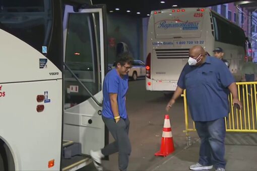 50 migrants arrive at Vice President Kamala Harris’ residence, 6 more buses to NYC