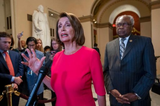 Dems vote to boost Census Bureau powers in bid to block citizenship questions