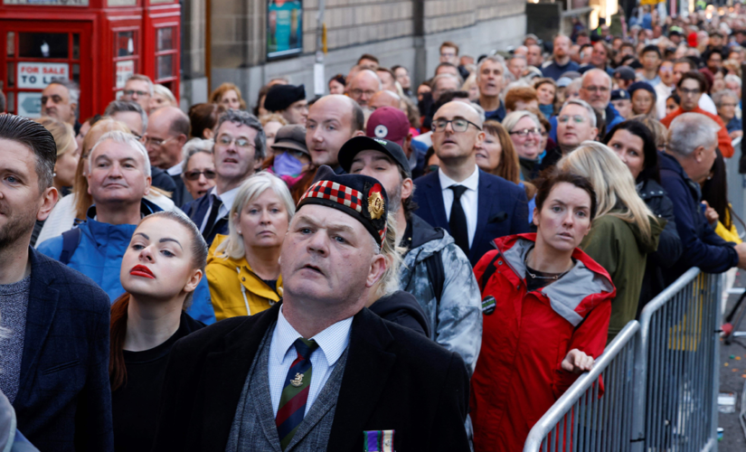 Queen Elizabeth II’s queue in 14 hours