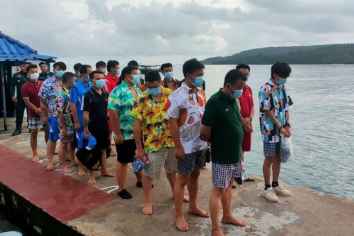 1 dead, over 20 missing after boat sinks near Cambodia