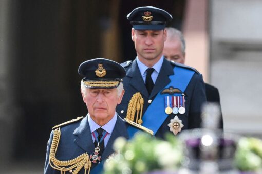 Photos: Queen Elizabeth is escorted from Buckingham Palace to lie in state at Westminster Hall