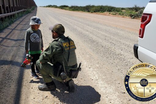 ‘Ruthless’ smugglers abandon 4-year-old boy at southern border