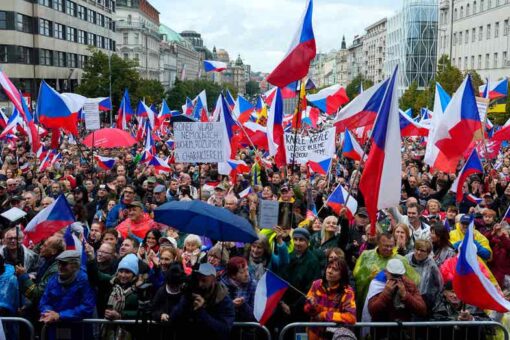 Protest against Czech government’s handling of the energy crisis erupt in capital
