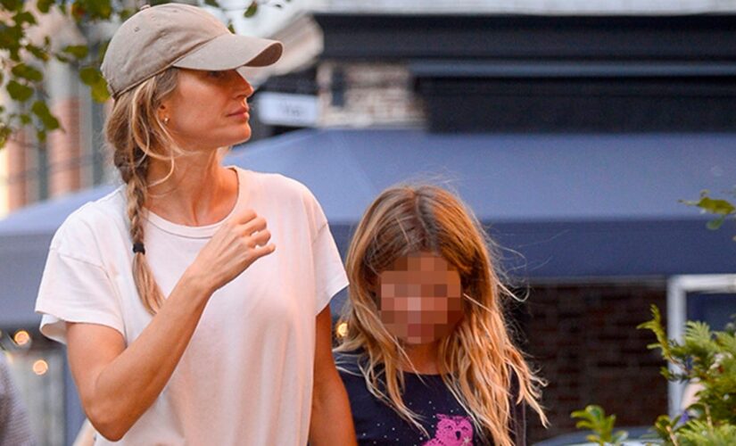 Gisele B?ndchen spotted with her daughter in New York amid rumored Tom Brady marriage troubles