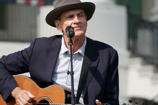 James Taylor sings ‘Fire and Rain’ to kick off White House Inflation Reduction Act celebration