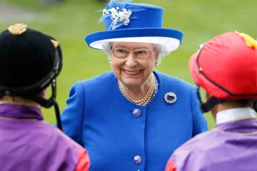 Royal silks to make their return to British horse racing after queen’s death