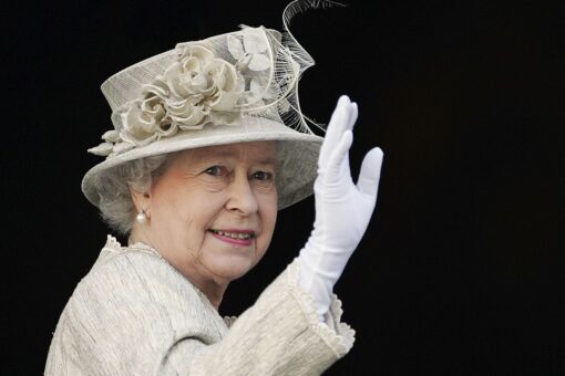 Royal photographer shares sweet story behind Queen Elizabeth II’s photoshoot