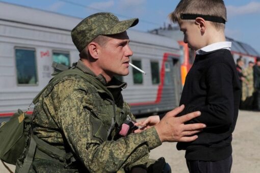 Thousands of Russian troops contact Ukraine’s ‘surrender hotline’: Ukrainian official