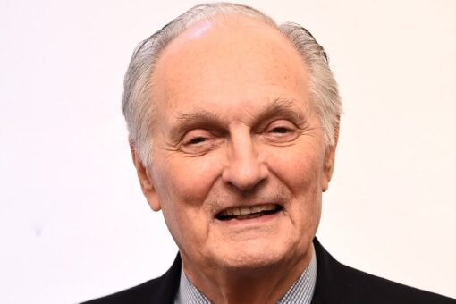 Alan Alda on ‘M*A*S*H’s 50th anniversary: ‘I’m not sure we ever knew what kind of impact it was having’