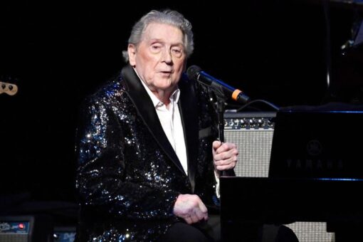 Elton John, Ringo Starr, Dennis Quaid and other celebrities pay tribute to the late Jerry Lee Lewis
