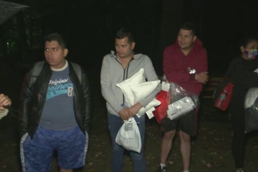 36 migrants arrive outside VP Kamala Harris residence, buses continue pouring into NYC