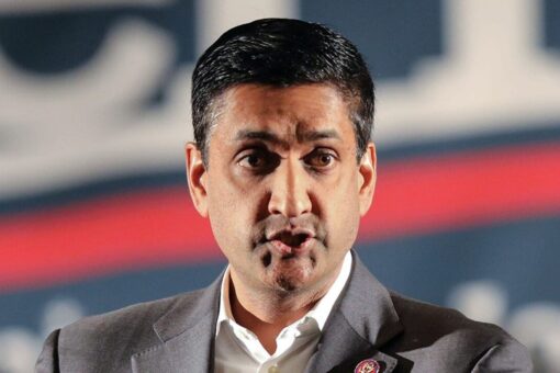 Ro Khanna puts political consultants in early 2024 primary states on campaign payroll