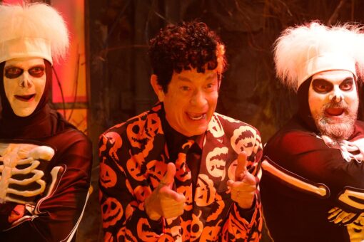 Tom Hanks reprises ‘SNL’ Halloween character David S. Pumpkins during surprise sketch