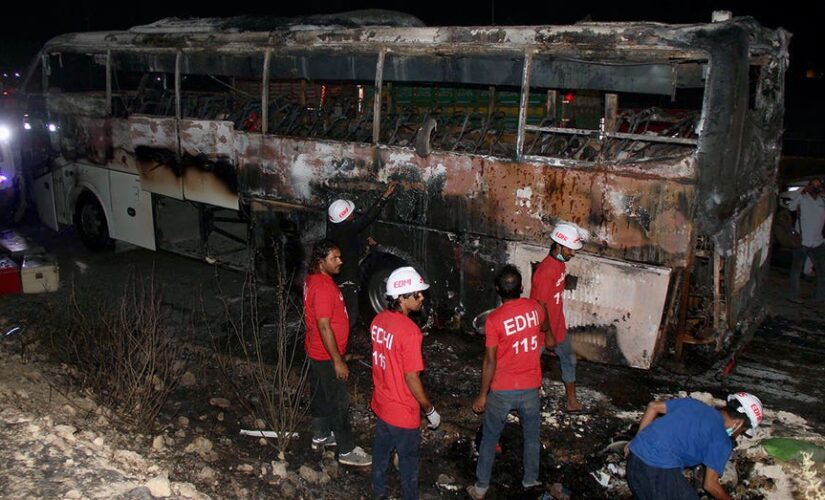 Pakistan bus fire kills 18 flood survivors