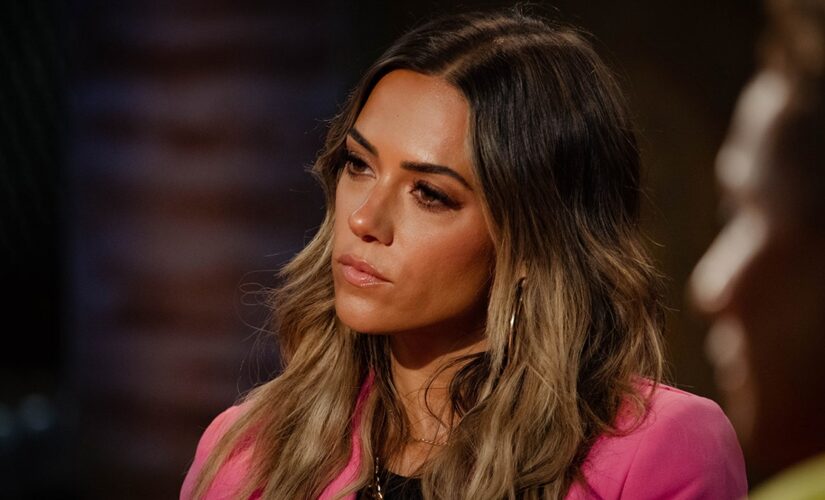 Jana Kramer ‘took a bat’ to ex-husband’s items, noticed ‘red flags’ after he cheated in first month of dating