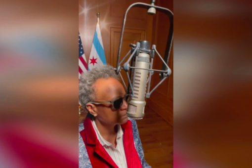 Chicago Mayor Lori Lightfoot sings TikTok karaoke amid 37% increase in violent crime