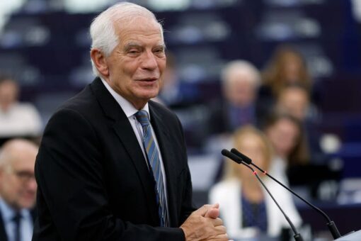 EU to announce Ukraine training mission, $500 million for weapons