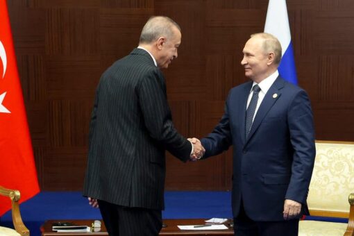 Putin doubles down on proposal to make Turkey energy hub