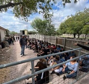 Mexican cartels using social media to recruit smugglers amid historic border surge