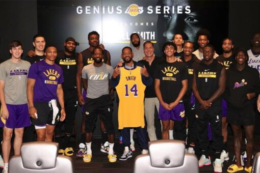 Los Angeles Lakers host Will Smith for team event, actor talks ‘gratitude in times of great challenge’