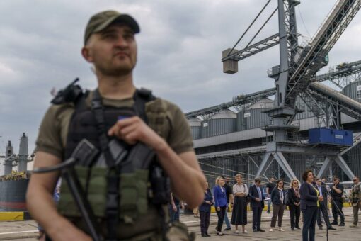 Russia rejoins Ukraine grain export wartime deal