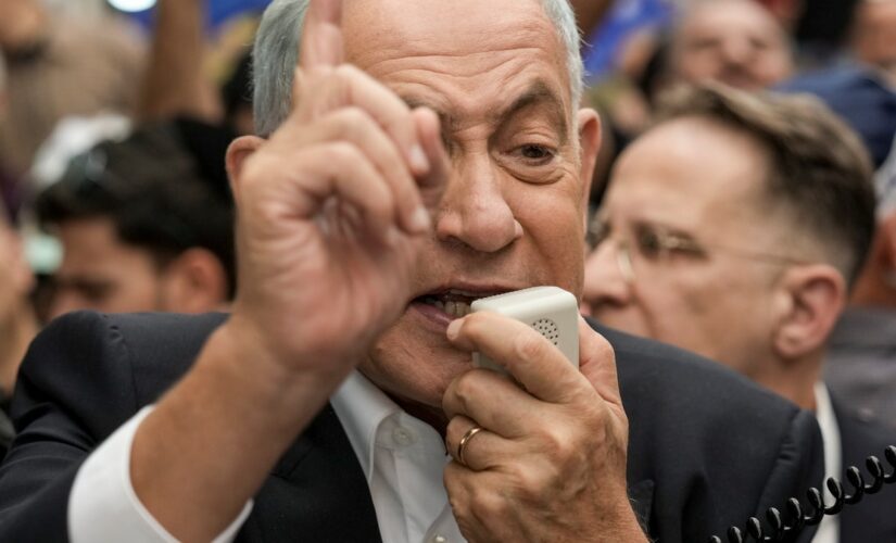 Netanyahu plots return as Israelis vote for new government