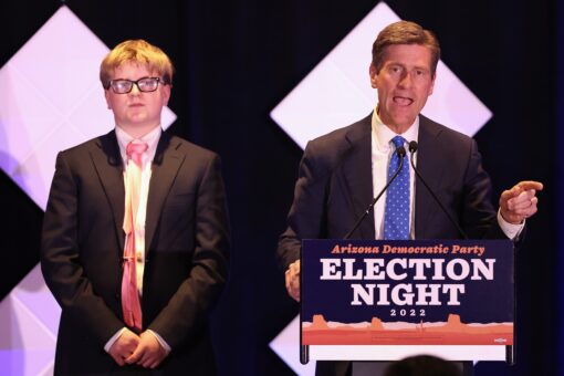House Democrats hold another seat as Arizona re-elects Greg Stanton
