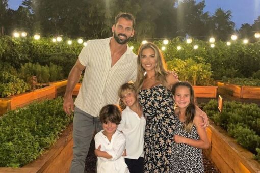 Jessie James Decker fires back after being accused of photoshopping abs onto her kids