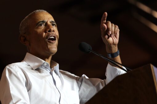 Obama heckled at Arizona rally while stumping for Democratic candidates