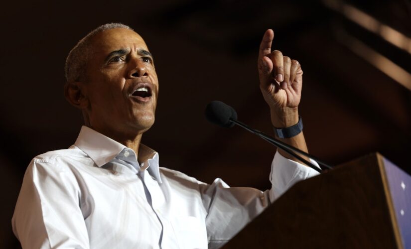 Obama heckled at Arizona rally while stumping for Democratic candidates