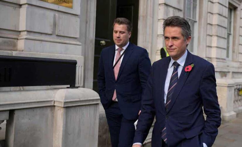 Gavin Williamson, a senior member of Prime Minister Sunak’s staff, has resigned amid bullying allegations