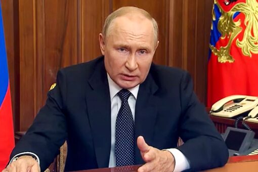 Russia flew stolen Western cash and weapons to Iran: Report