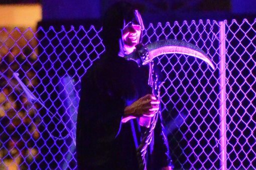 Tom Brady shares Halloween picture with his kids following divorce from Gisele B?ndchen