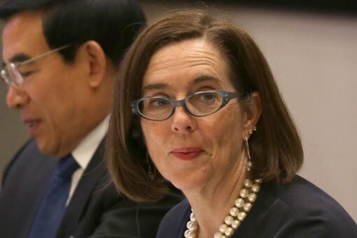 OR Gov. Kate Brown tests positive for COVID-19 after trip to Vietnam