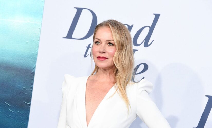 Christina Applegate says she gained 40 pounds, can’t walk without cane due to MS