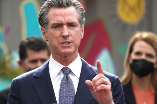 Newsom sued over COVID ‘misinformation’ law that doctors say tramples First Amendment rights