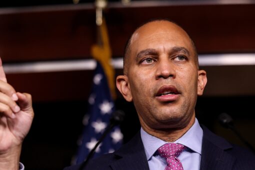 Hakeem Jeffries, Pelosi’s likely replacement, supports commission to study slavery reparations