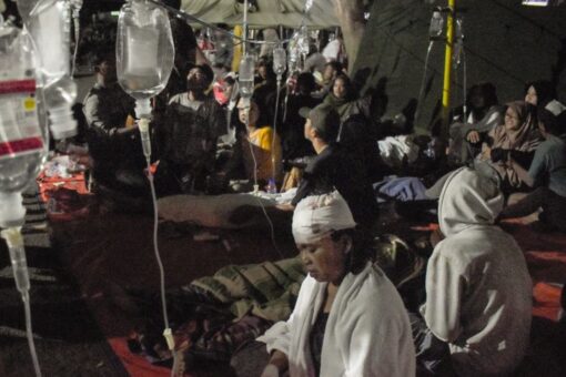 Death toll in massive Indonesia earthquake skyrockets to 162