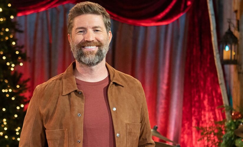 Josh Turner on faith, holiday traditions and his Christmas special ‘King Size Manger’