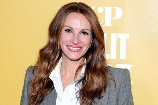 Julia Roberts shares throwback photo to celebrate her twins Phinnaeus and Hazel’s 18th birthday