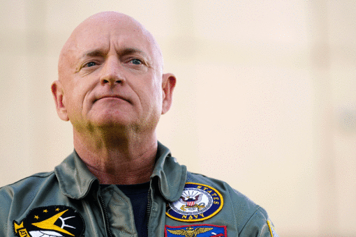 Arizona Sen. Mark Kelly praises McCain in victory speech with Masters yet to concede