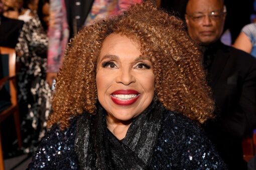 Roberta Flack has been diagnosed with ALS: ‘Impossible to sing and not easy to speak’