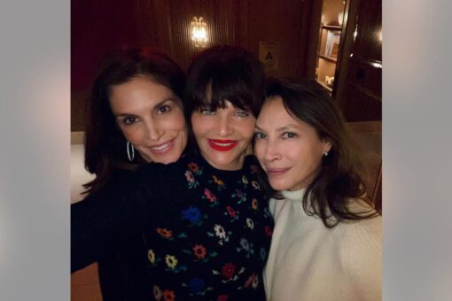 90s icons Cindy Crawford, Christy Turlington and Helena Christensen reunite for holiday celebration