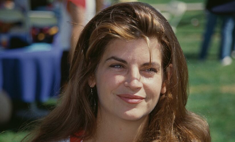 Kirstie Alley dead at 71 from cancer, Hollywood mourns actress