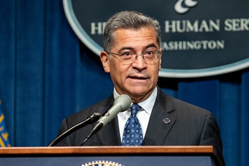 HHS ‘knowingly’ transferred migrant children to criminals, sex traffickers, GOP senators charge