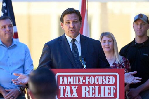 DeSantis team rips federal lawsuit against Florida migrant relocation program after Martha’s Vineyard flights