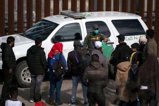 Bipartisan immigration framework includes 14% Border Patrol pay hike, visa recapture